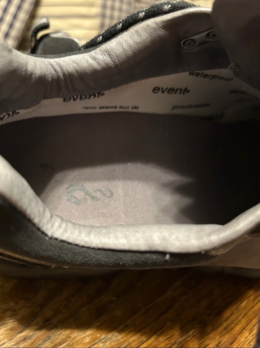 Ahnu Hiking Boots size 10 - Picture 6 of 7
